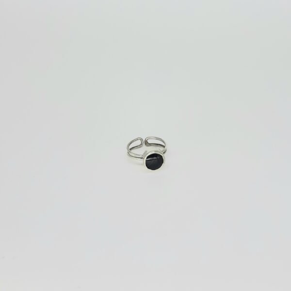 Small Round Ring with Onyx Stone