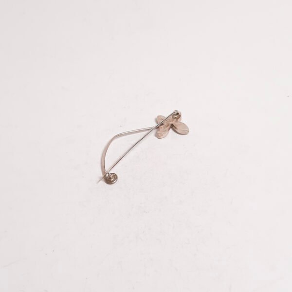 White Flower Brooch - Görsel 2