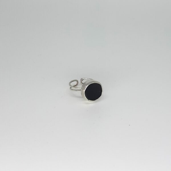 Onyx Round Ring