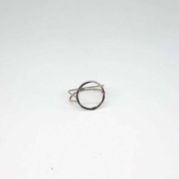 Hollow Round Ring