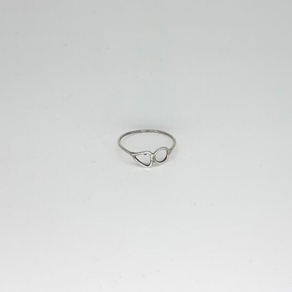 Triangle Round Ring