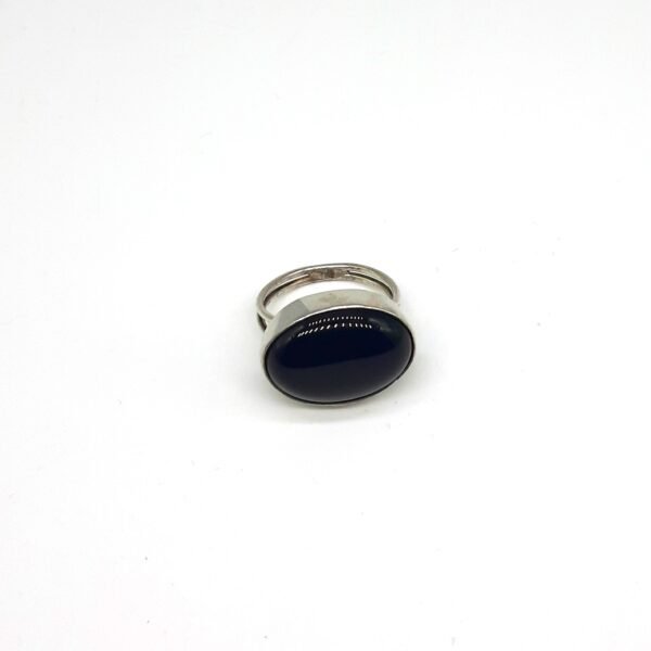 Large Oval Ring with Onix Stone